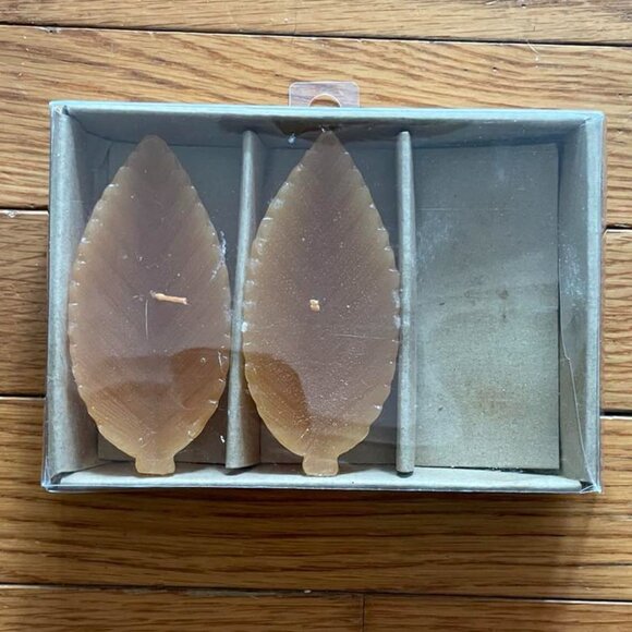 New Leaf-shaped Candles - Picture 2 of 2